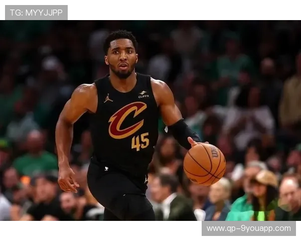 多诺万与武切维奇警示公牛别再依赖大逆转，多诺万维斯