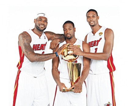 九游娱乐-中国足球国家队中场组织能力持续提升，中国足球中场现役人员