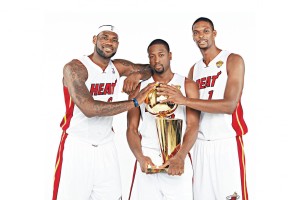 九游娱乐-中国足球国家队中场组织能力持续提升，中国足球中场现役人员